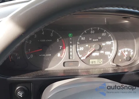 2000 Honda Passport Ex/Lx z USA, uszkodzony, nr VIN 4S6DM58W5Y4411140